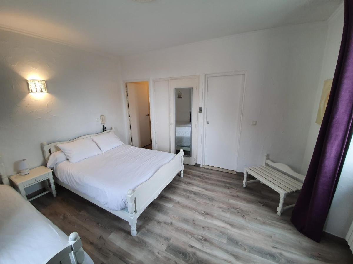 Hotel Les 3 Terrasses Sari-Solenzara Room photo